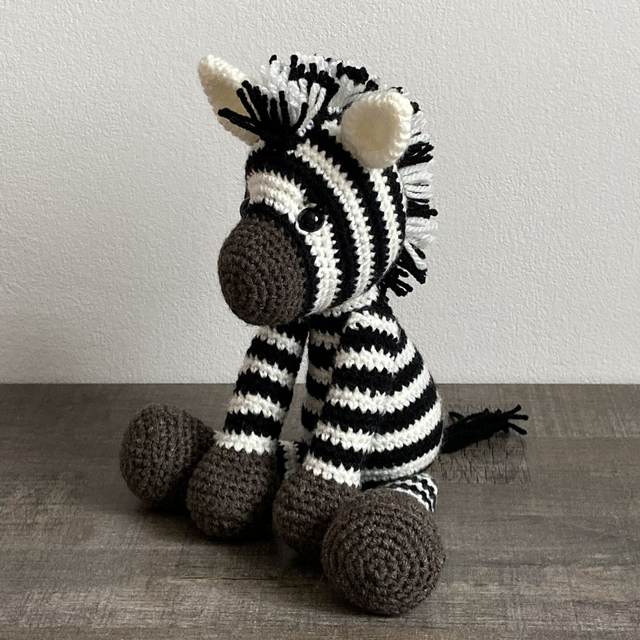 Peluche Zabana le zèbre au crochet
