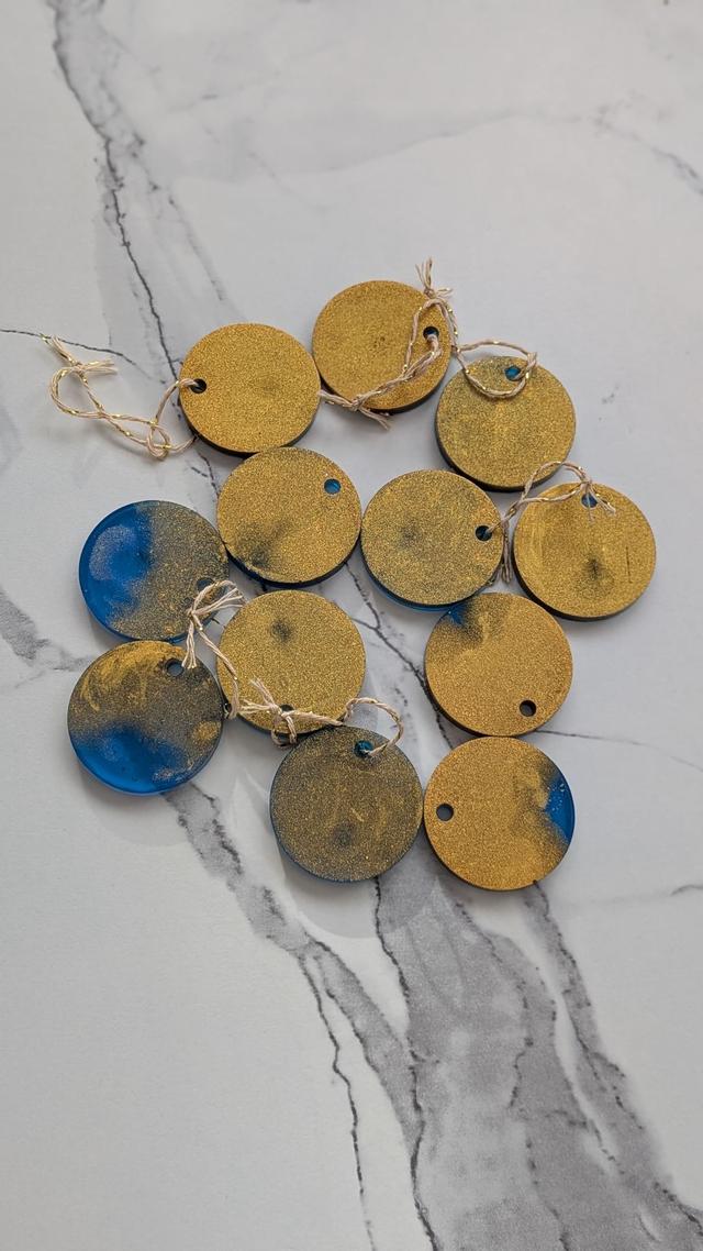 12 Suspensions de Noël en résine époxy personnalisables