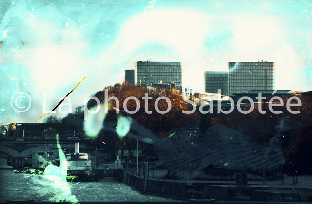 création, photographie expérimental : "seine-Paris" : La bibliothèque