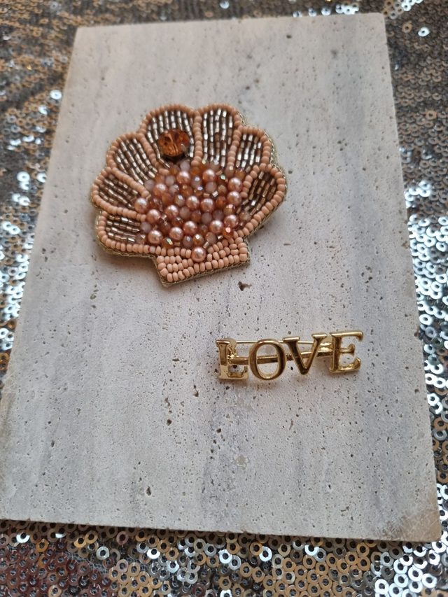 Brosche Seashell