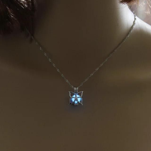 Vlinder Ketting Glow In The Dark Lichtgevend Blauw