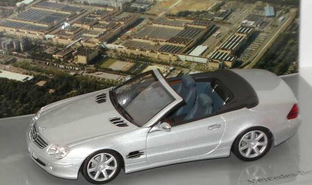 Mercedes Benz SL R230 2001 Werksedition Bremen Minichamps 1:43 1:43