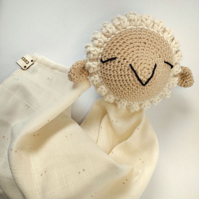 Doudou/naninha Ovelha Lola