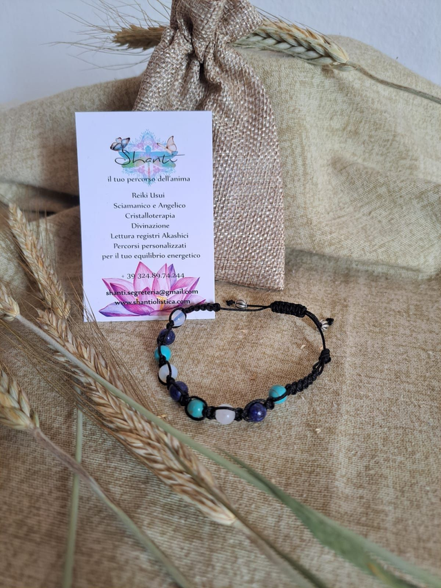 Bracciale per favorire l'amore