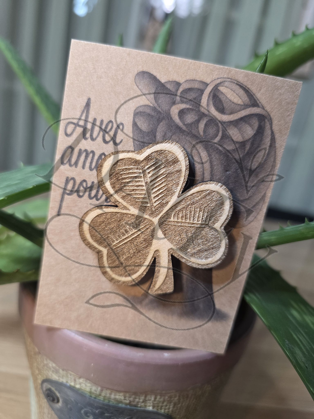 Shamrock gravé
