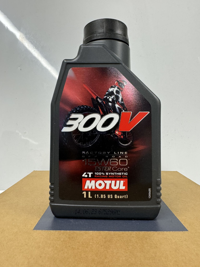 Motul - Huile 4T 300V Factory Line 15W50