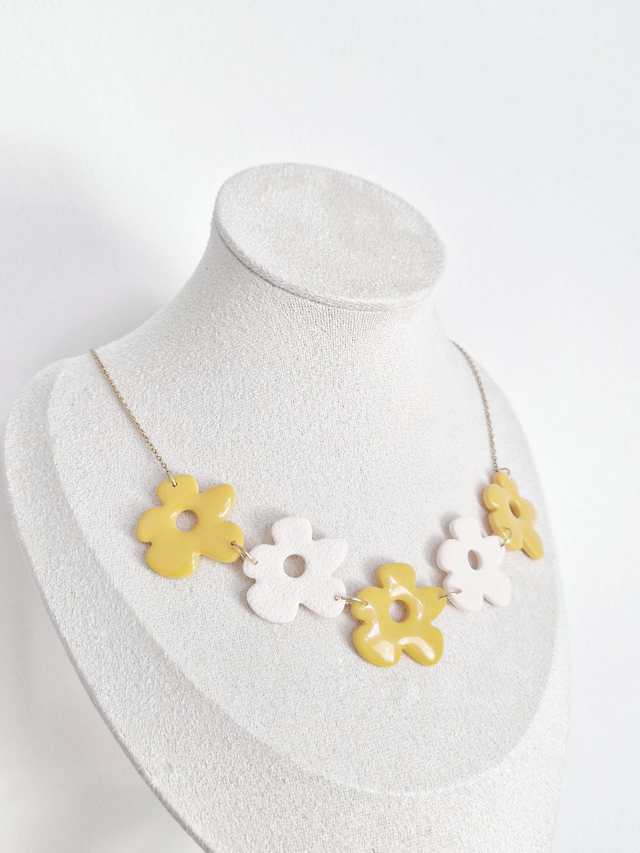 Collier Laurence