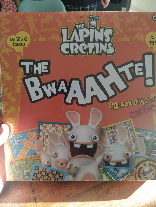 LES LAPINS CRÉTINS BWAAHTE!