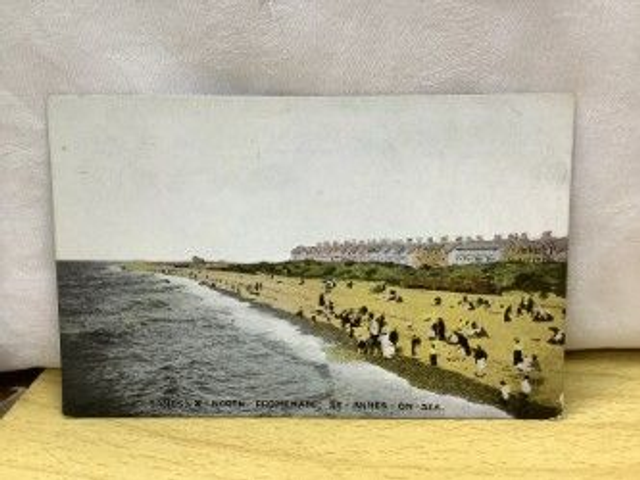 Sands &amp; North Promenade, St. Annes-on-Sea, Lancashire, Posted 1930 E.T.W Dennis &amp; Sons Ltd Vintage Postcard Our Ref No. R479 £2.50