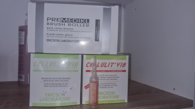 SET 12x10ml anti-celulitídna ampulka + 200ml gél na odvodneni a spevnenie + masážna rukavica VÝPREDAJ