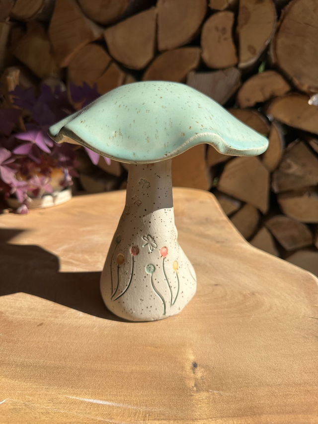 Handgemachte Keramik Pilz Figur - türkis