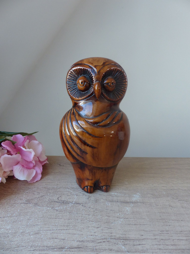 Chouette Zen Polychrome en Résine Marron : Sculpture Apaisante pour Ajouter une Touche Asiatique à Votre Décor, Sagesse et Sérénité Maison