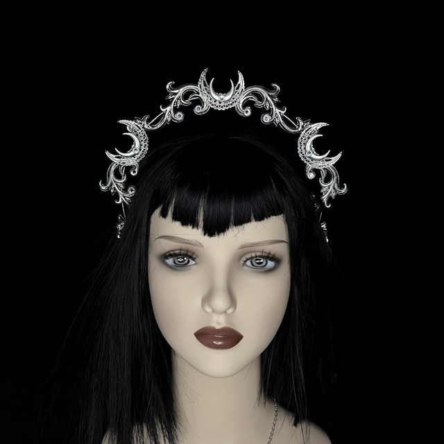 Luna crown