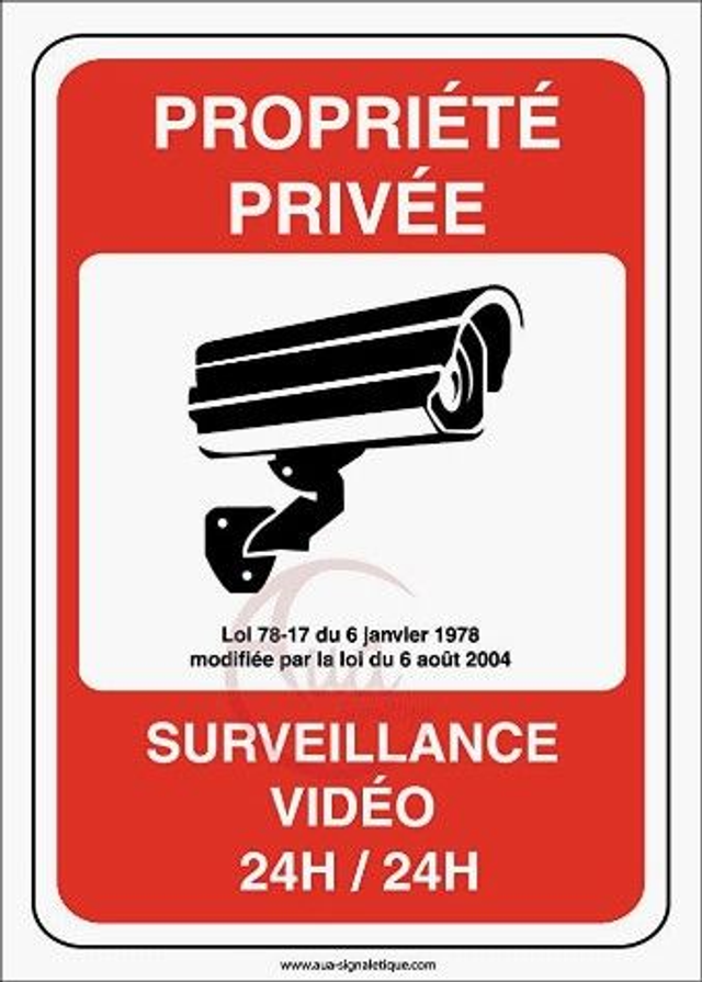 Propriété privée sous Surveillance vidéo 24H /24 50x80cm
