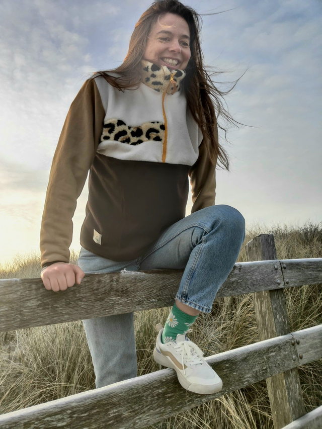 Pull polaire léopard, camel et marron