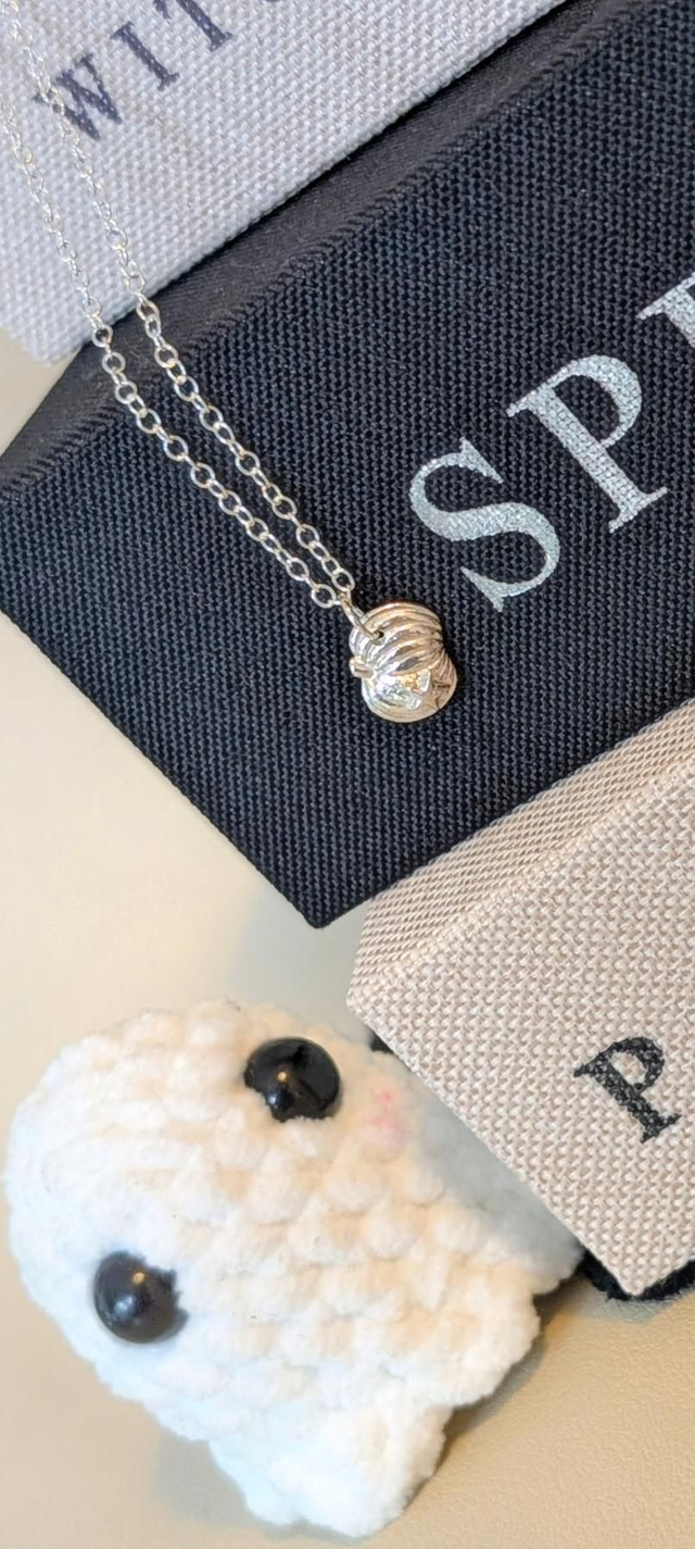 Mini star pumpkin pendants 