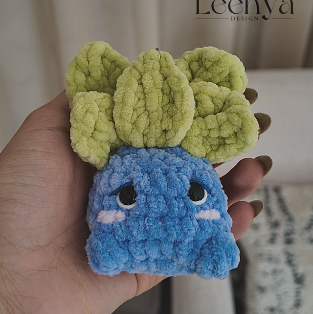 Porte clé mauvaise herbe