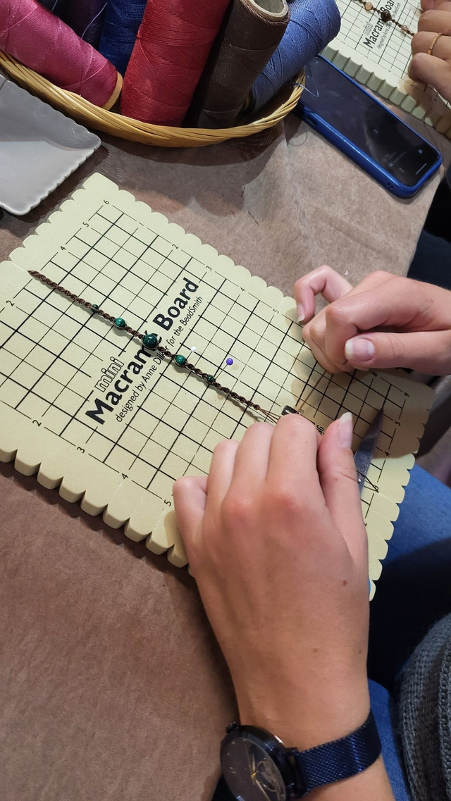 Samedi 24/01/2026 Atelier bijoux micro-macramé 1/2 journée AP