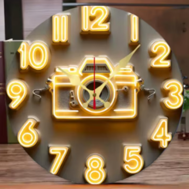 Ronde wandklok van hout Gele Camera (25cm)