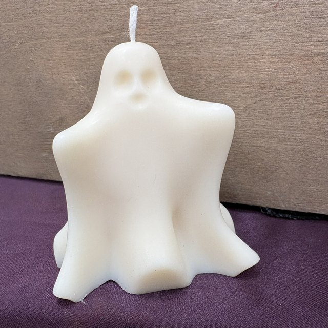 Handmade Spooky Yet Cute Ghost Candle – Custom Colour &amp; Scent Options 👻