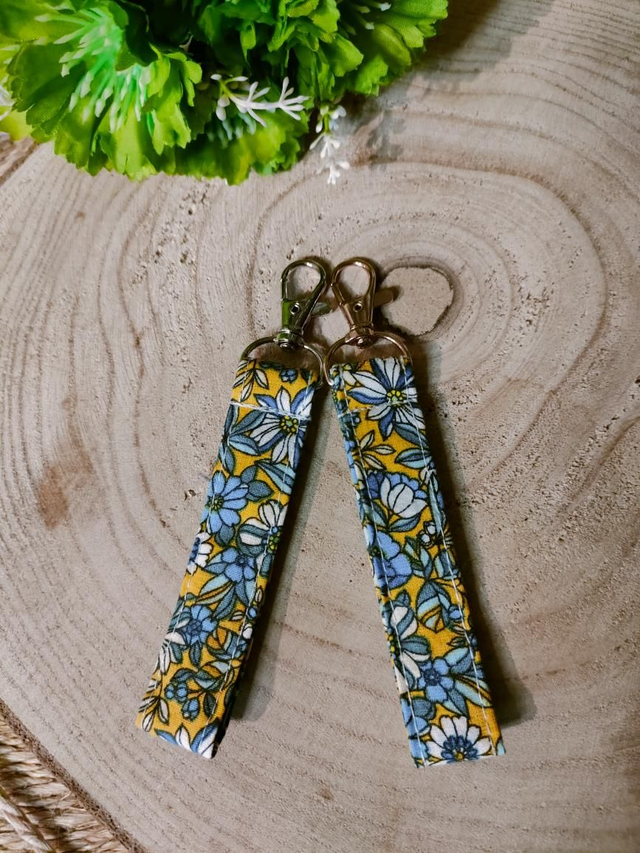 Porte clé fleurie - Personnalisation 