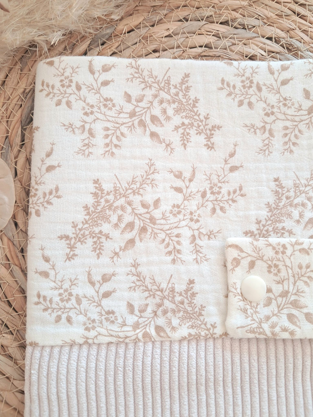 Protège carnet de santé "feuillage marron"