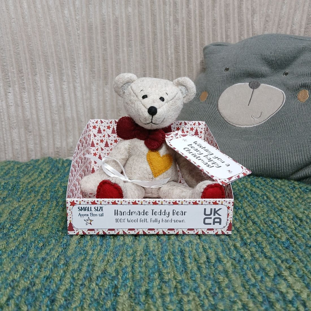 Red Bow Tie. Label: &#039;Wishing you a beary happy Christmas!&#039; Small size, handmade teddy bear. UKCA. Standard Wool Felt. Beige. Mustard. Burgundy.