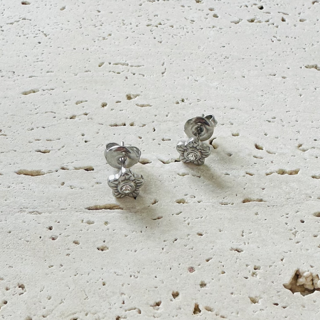 Oorknopjes bloemetjes 