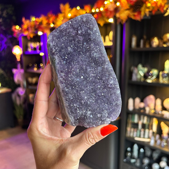 Amethyst Geode R55J2