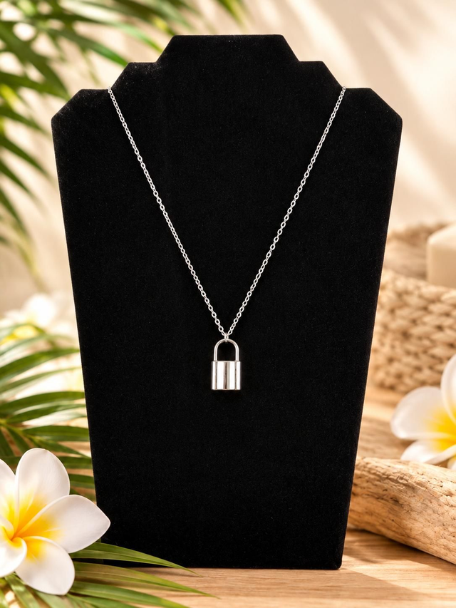 Collier / sautoir cadenas 