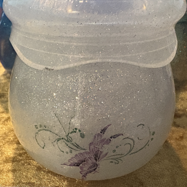 White butterfly and hearts screw lid jar/pot