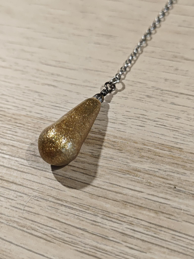 Pendule &quot;goutte&quot; - doré