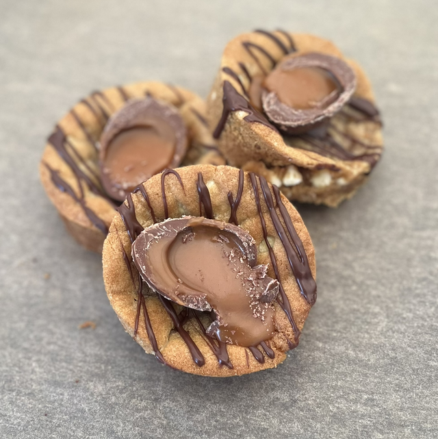 Caramel Egg Deep Dish Cookie