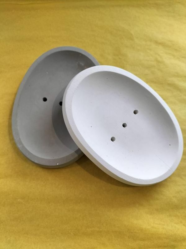 Porte savon en béton (couleur blanc ou gris)