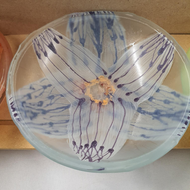 Crocus glass bowl