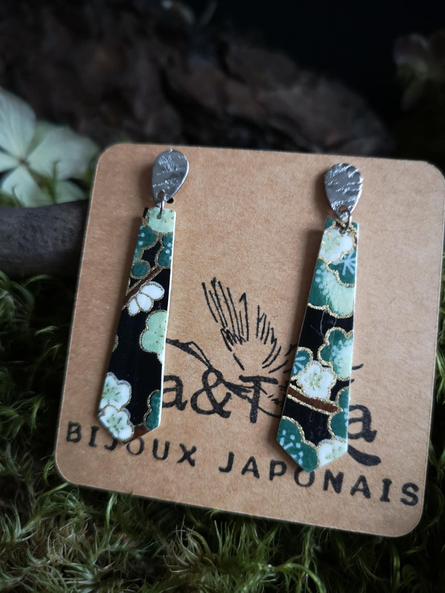 Boucles d'oreilles - puces - papier - washi - fleurs de prunier - acier inoxydable - La&Titia
