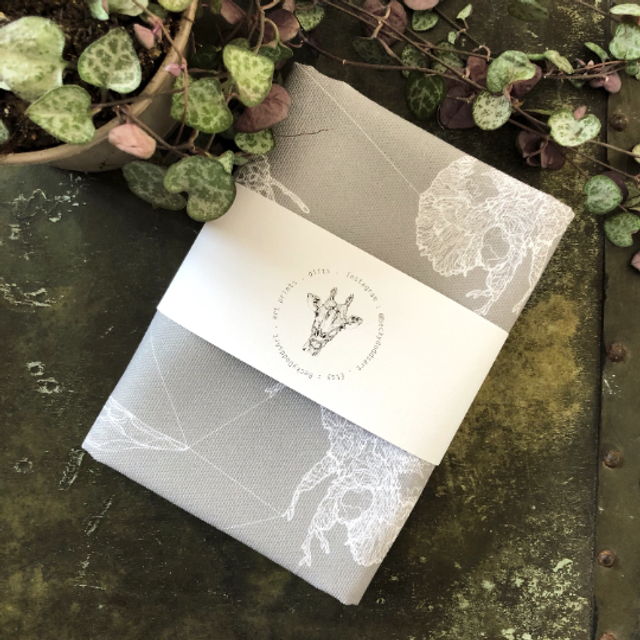 Tea towel - bee - grey