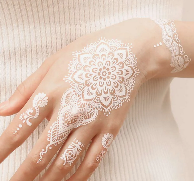 tatouage ephemere blanc