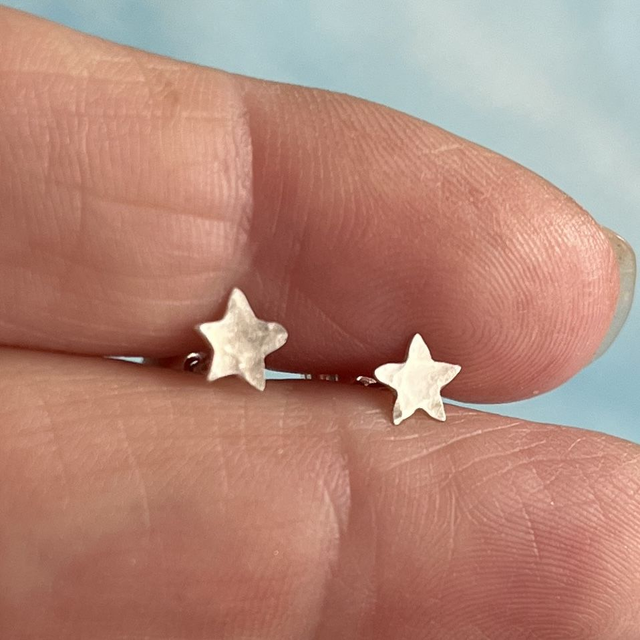 Tiny Silver Star Earring Studs.