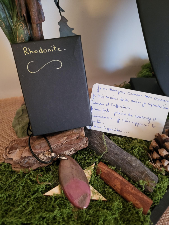Pierre de l'âme : Rhodonite