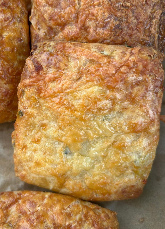 Cheese &amp; Chive Scone