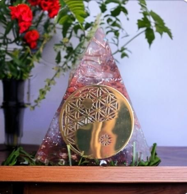 Orgonite Jaspe rouge et son symbole ying et Yang 