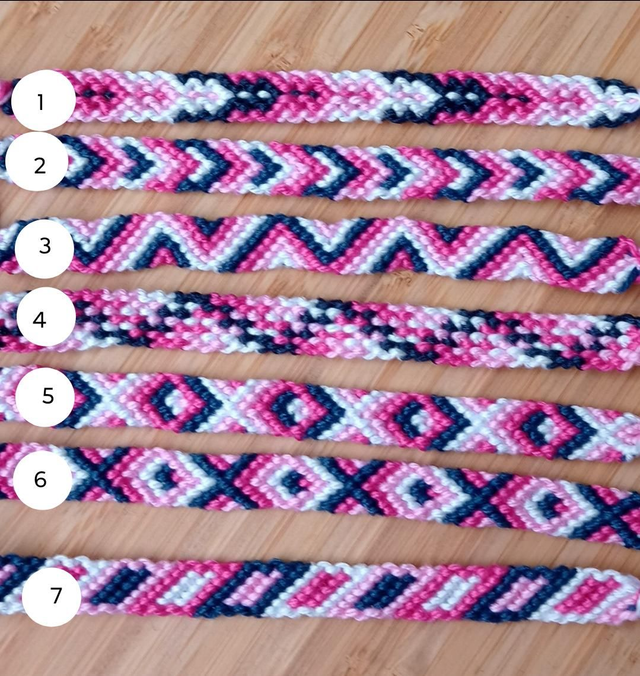 Vriendschapsbandje roze