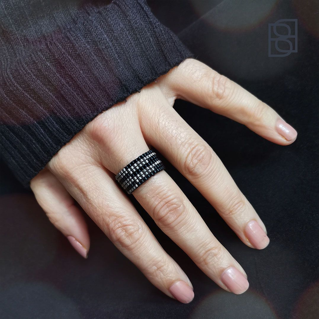 DIVERSE SEQUENCE ring