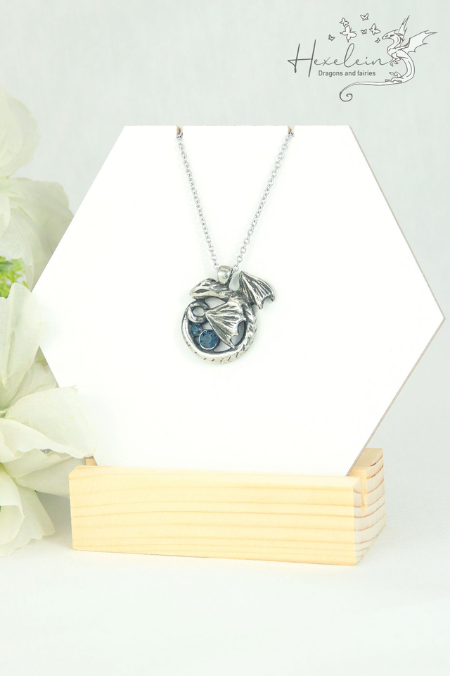 Montana blue circle dragon pendant
