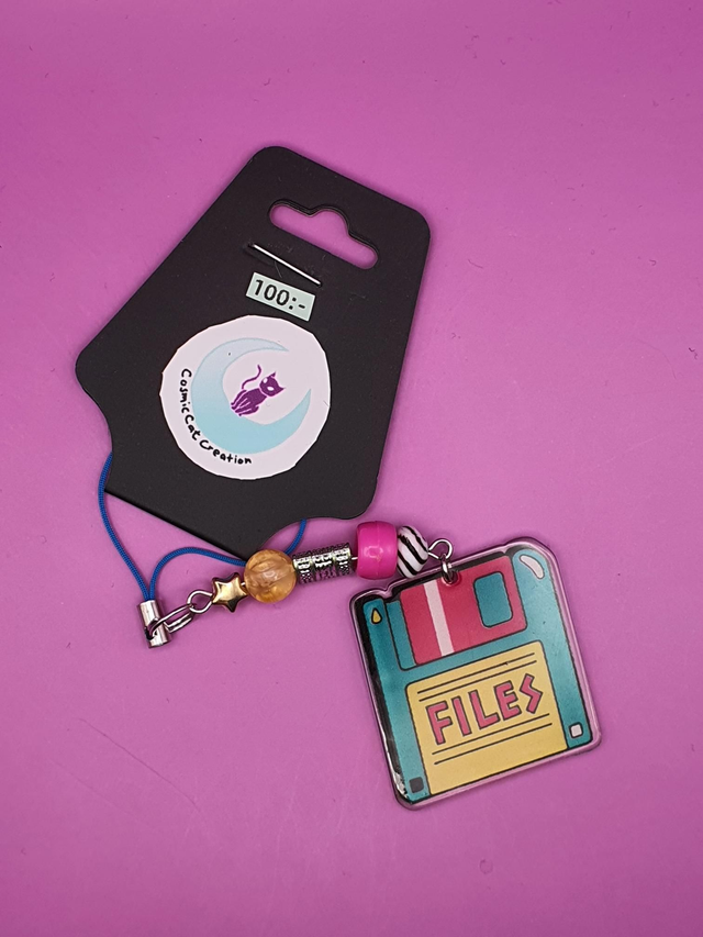 Phonecharm Retro Floppy Disc 