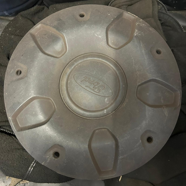 (Used) Ford Transit Custom 15&quot; &amp; 16&quot; Wheel Hub Cap Cover