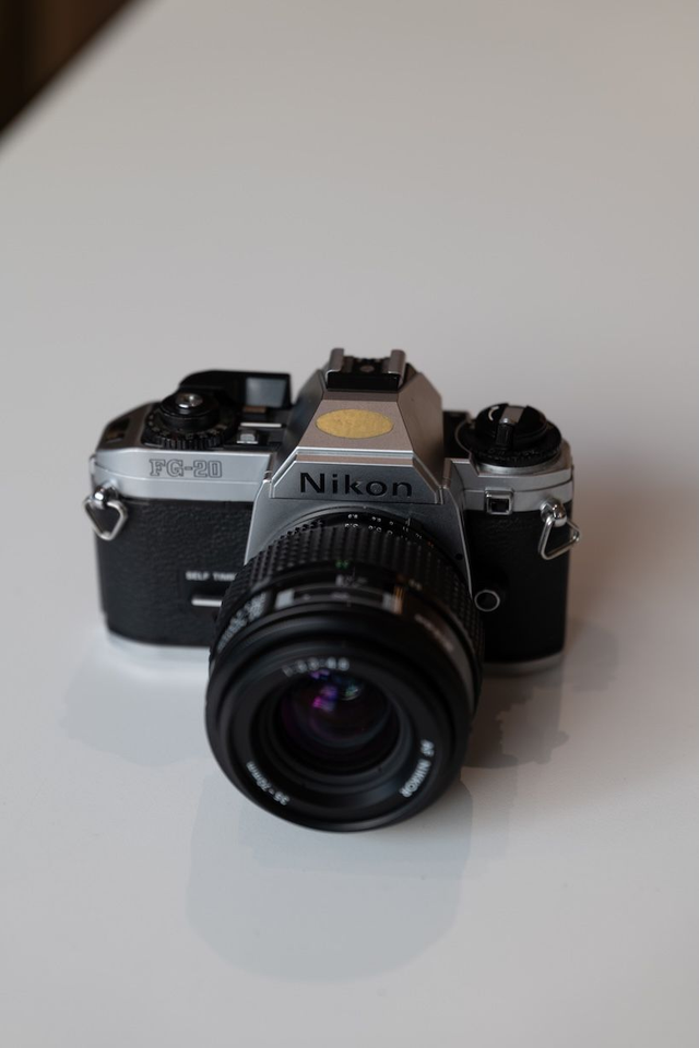 Nikon FG mit Sigma Zoom