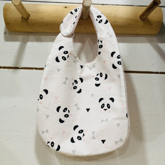 Bavoir panda rose