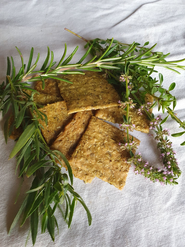 Crackers &quot;Le classique&quot; aux herbes
